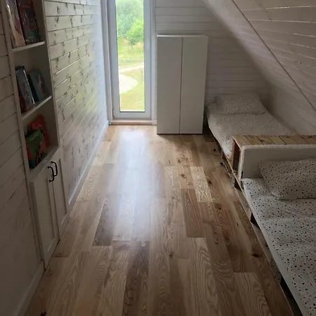 Swiata - 2 Domy Na Wylacznosc Otel Joniec