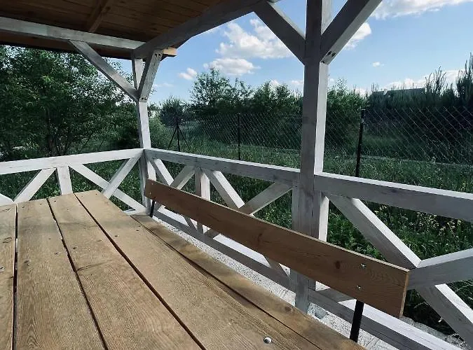 Hotel świata - Domek Ze Zjeżdżalnią